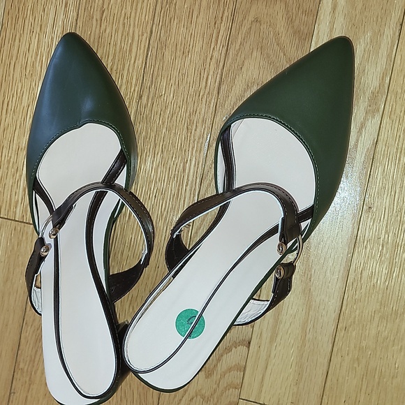 NWT Shoes Size 7 - Picture 2 of 7